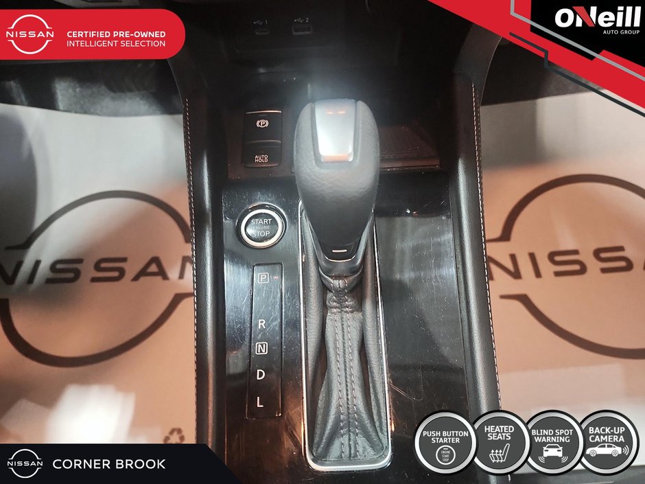 2022 Nissan Kicks SV CVT-10
