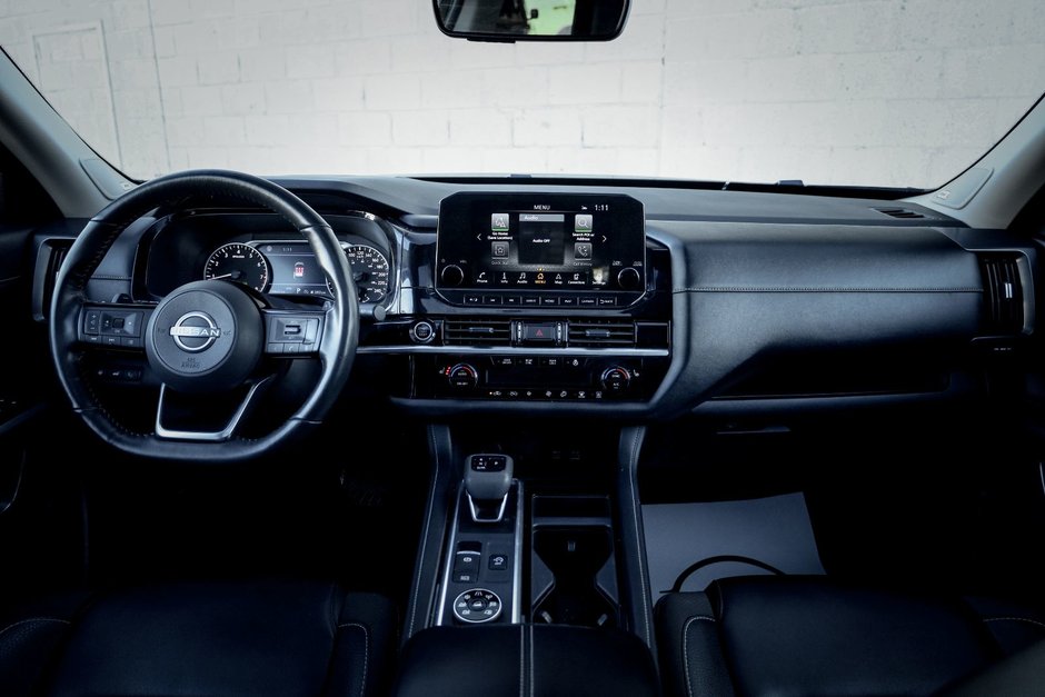 2023 Nissan Pathfinder SL-14