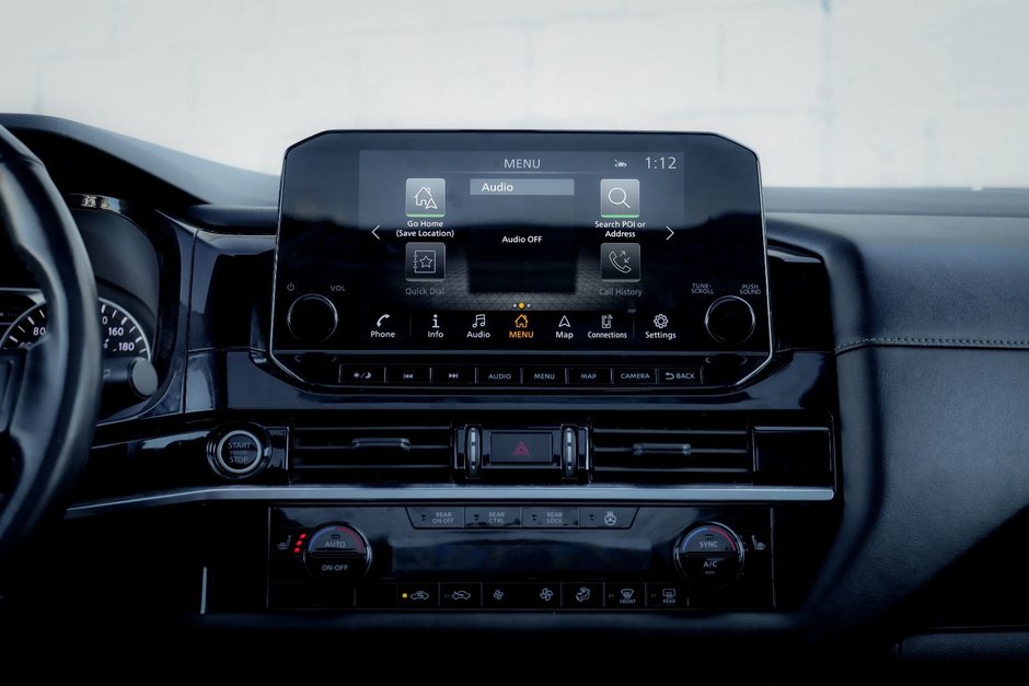 2023 Nissan Pathfinder SL-15