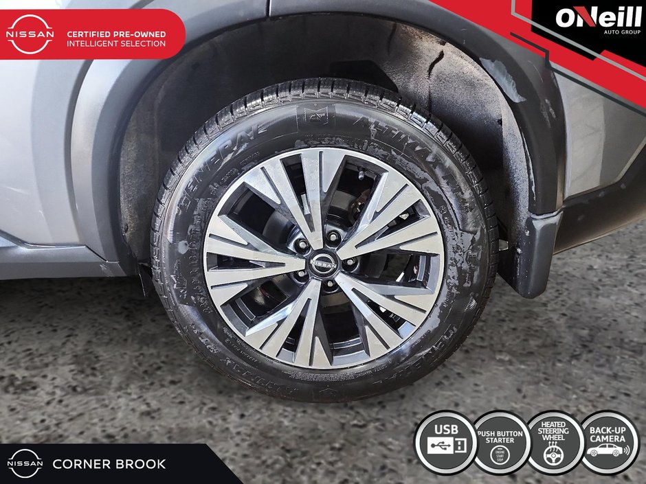 2023 Nissan Rogue SV Moonroof-5