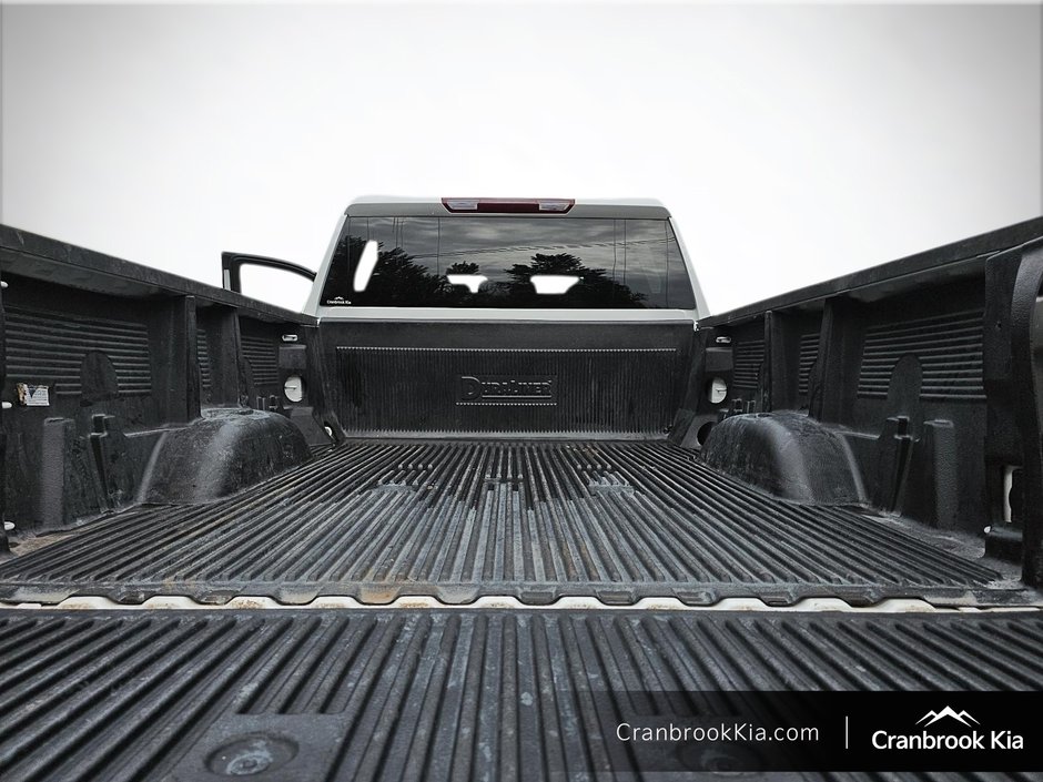 2025 Chevrolet SILVERADO 3500HD LT-16