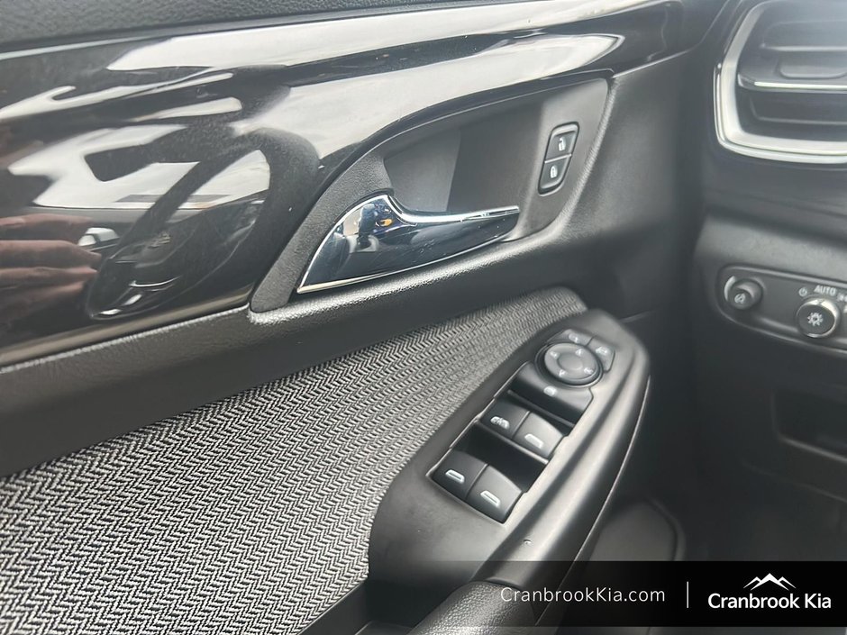 2024 Chevrolet TRAILBLAZER LT-9