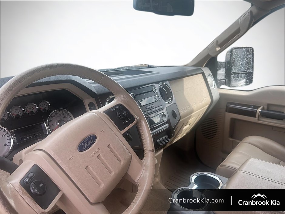 2010 Ford F350 LARIAT-9