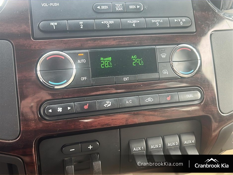 2010 Ford F350 LARIAT-19