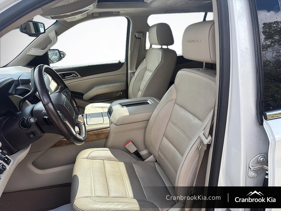 2017 GMC Yukon XL DENALI-8