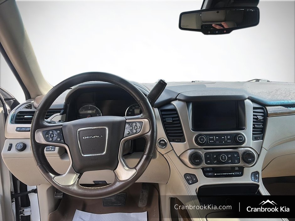 2017 GMC Yukon XL DENALI-9