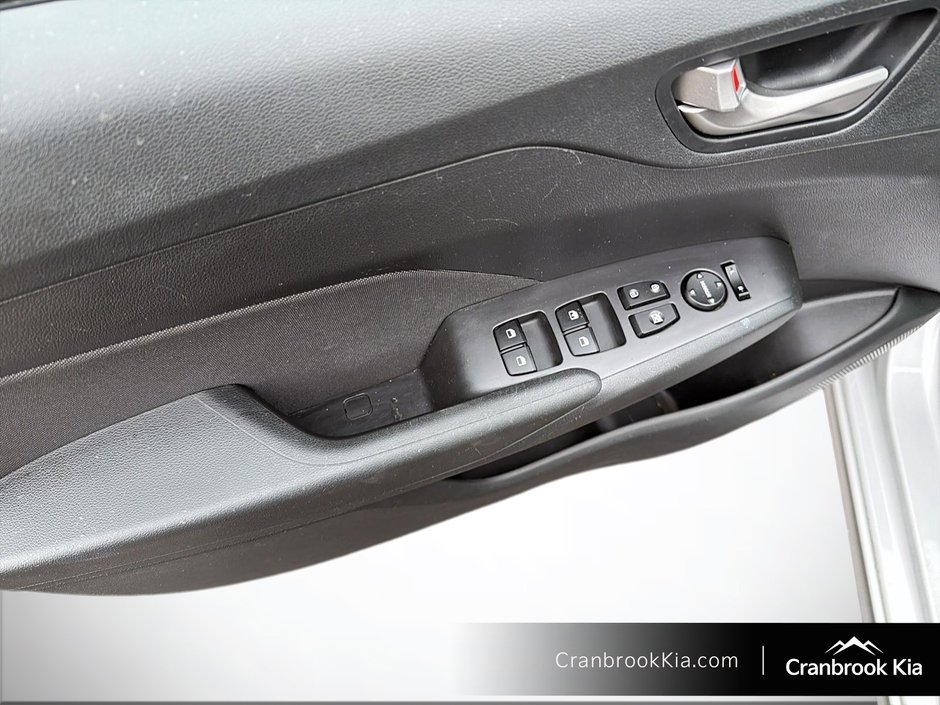 2020 Hyundai ACCENT GL-10