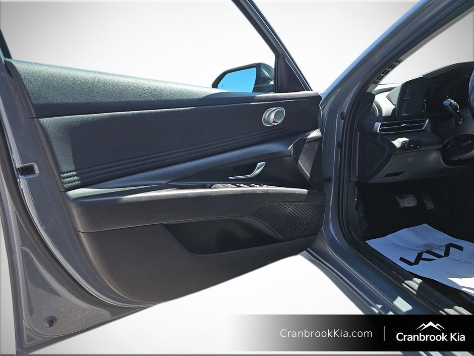 2021 Hyundai ELANTRA PREFERRED-10