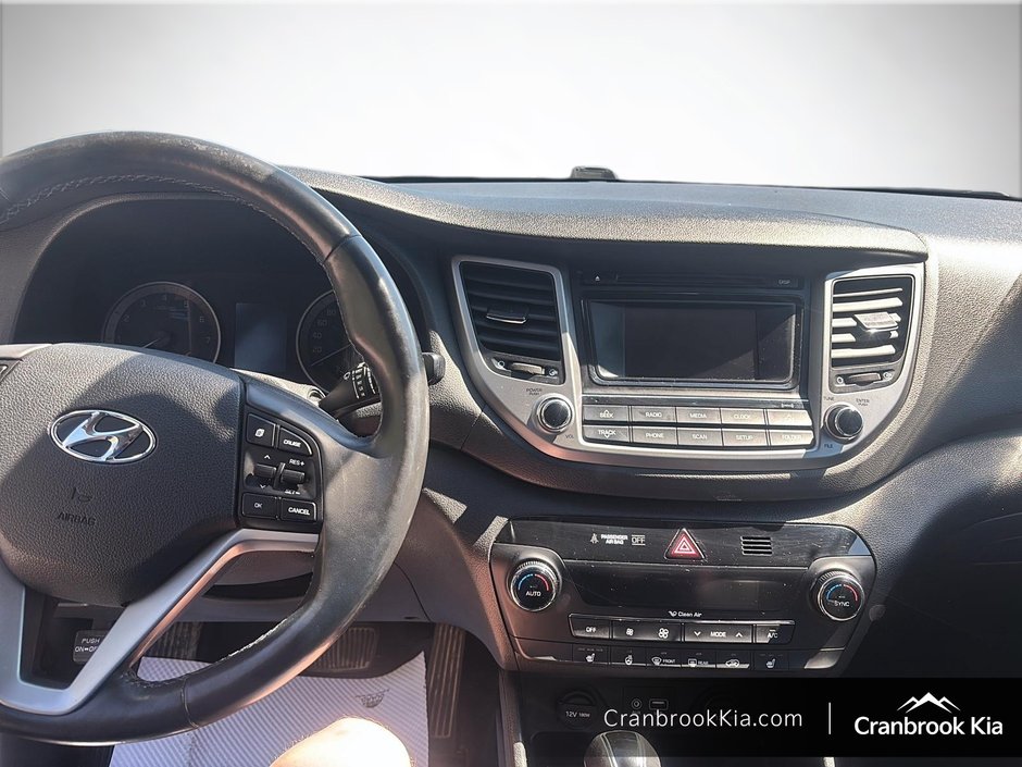 2017 Hyundai Tucson LIMITED-13