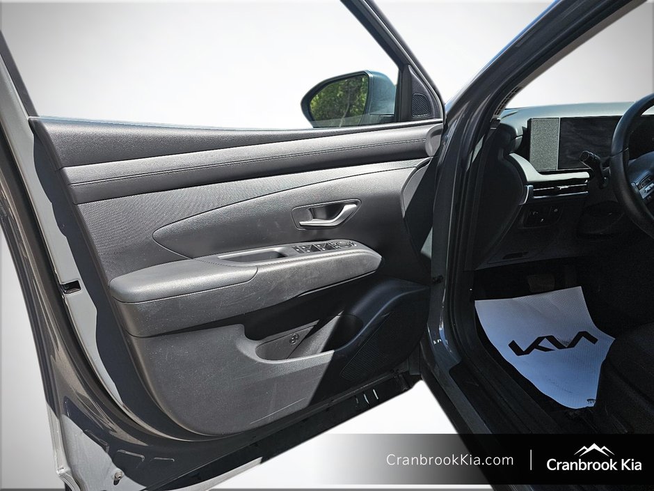 2025 Hyundai TUCSON PREFERRED-10
