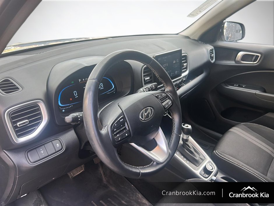 2023 Hyundai VENUE ULTIMATE BLACK-8