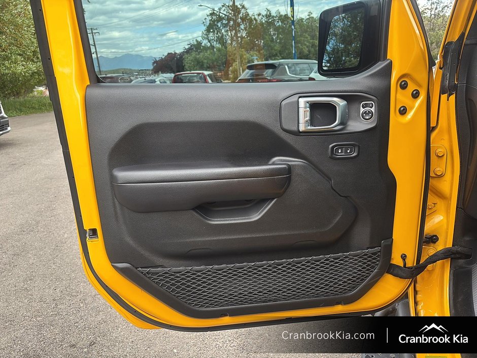 2019 Jeep Wrangler Unlimited BASE-10