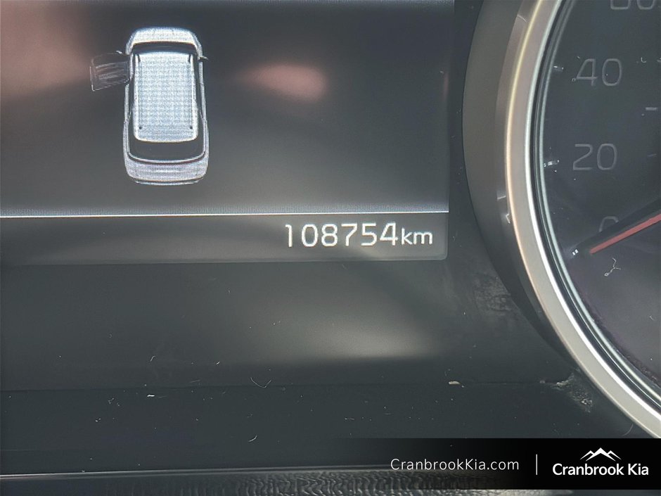 2022 Kia Carnival EX-12