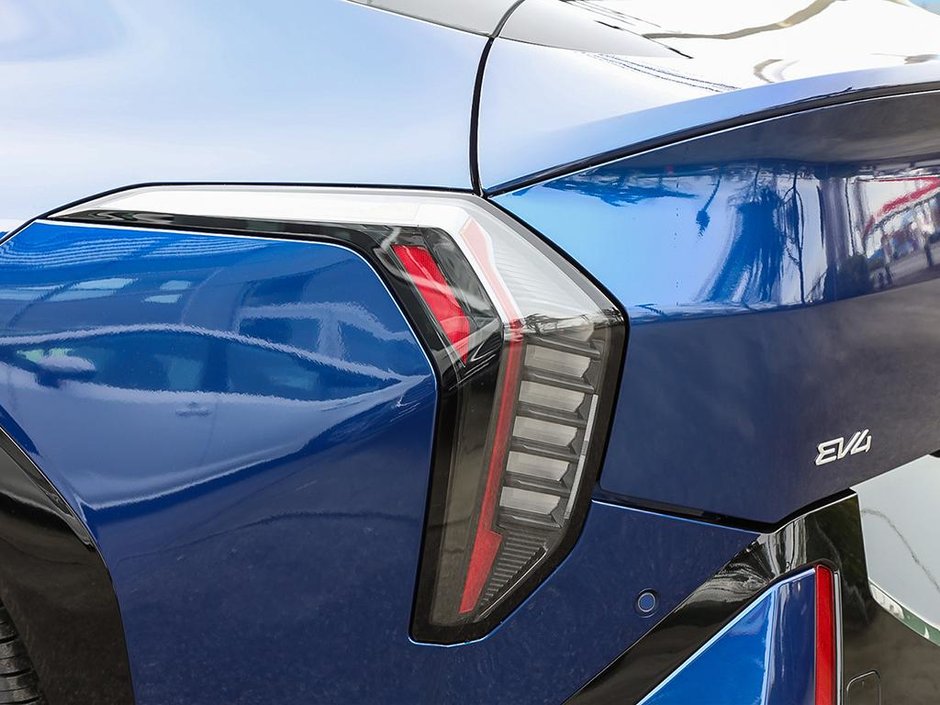 2026 Kia EV4 GT-Line-10