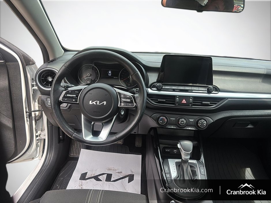 2023 Kia Forte EX+-9