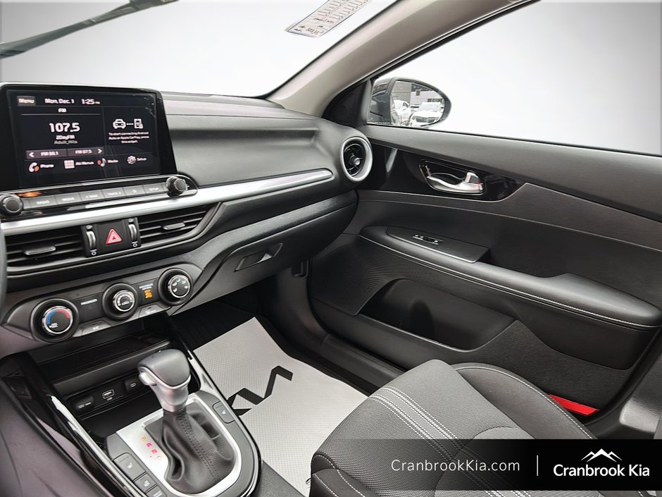 2023 Kia FORTE EX-16