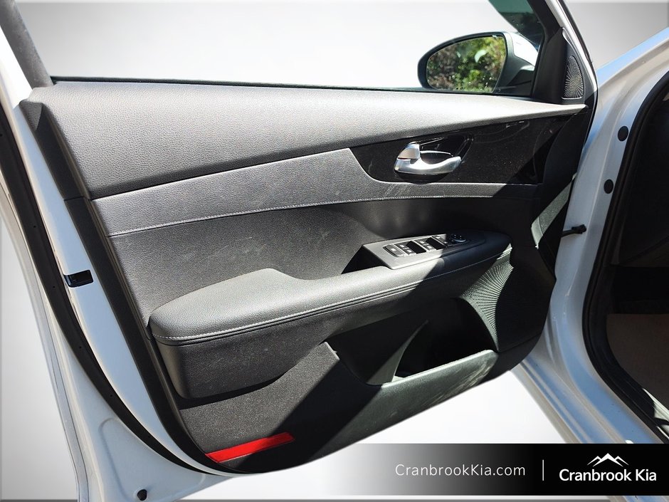 2023 Kia Forte EX-10