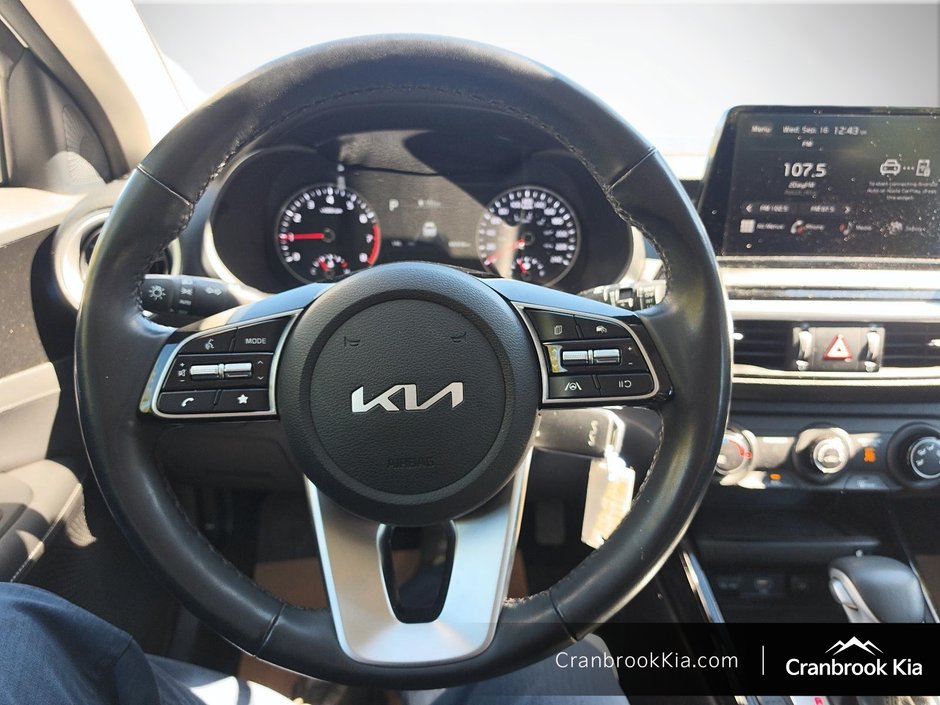 2023 Kia Forte EX-11