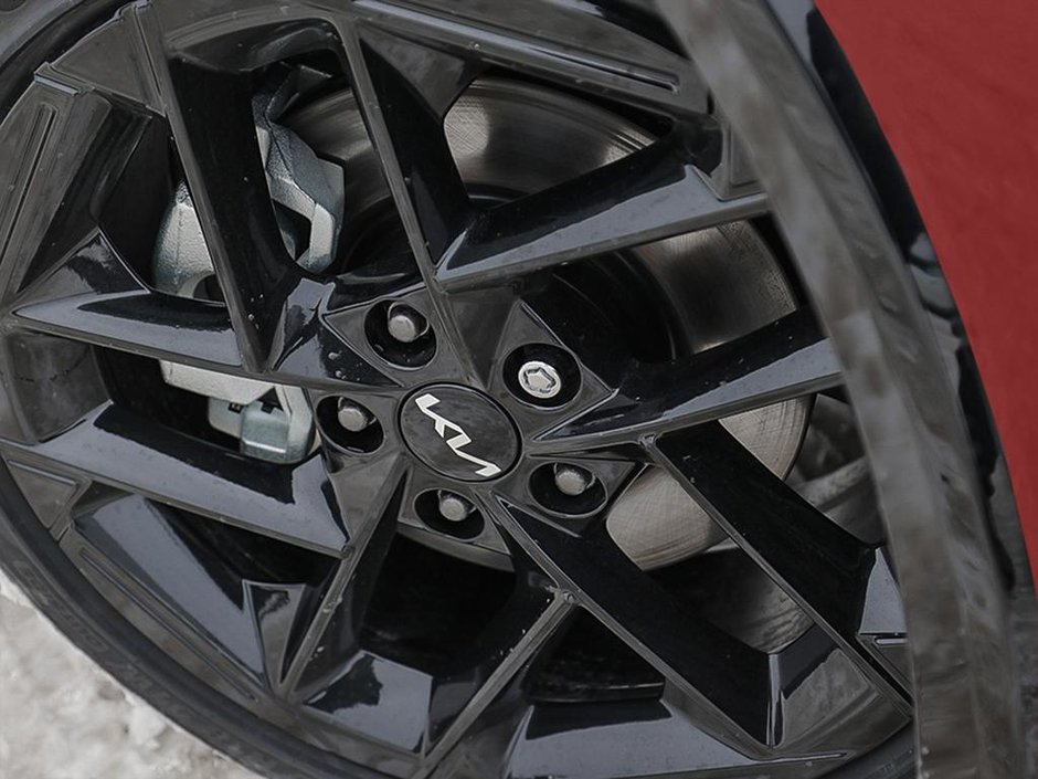 2025 Kia K4 GT-Line Turbo Limited-5