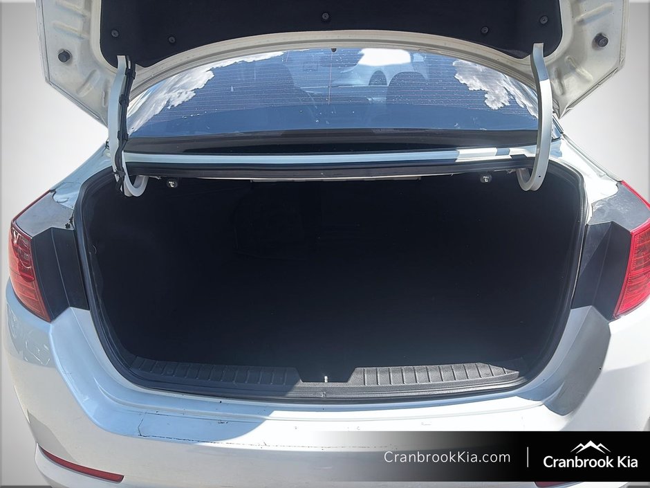 2012 Kia Optima BASE-5