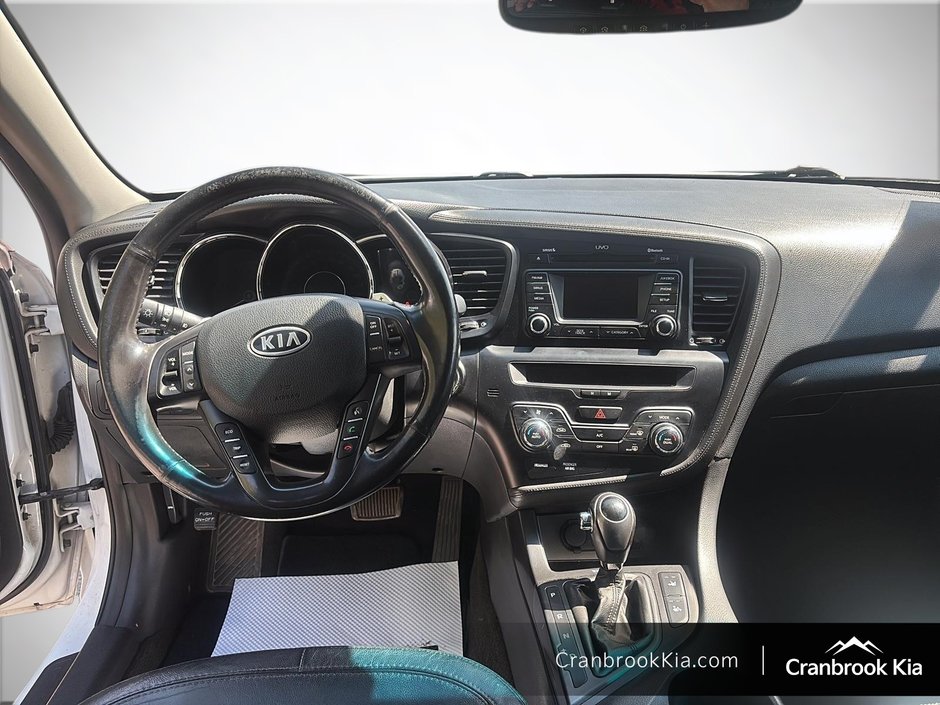 2012 Kia Optima BASE-9