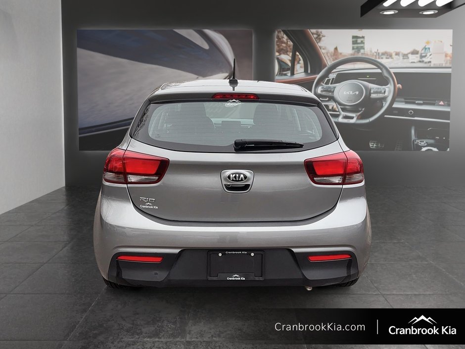 2021 Kia Rio 5-door LX+-2