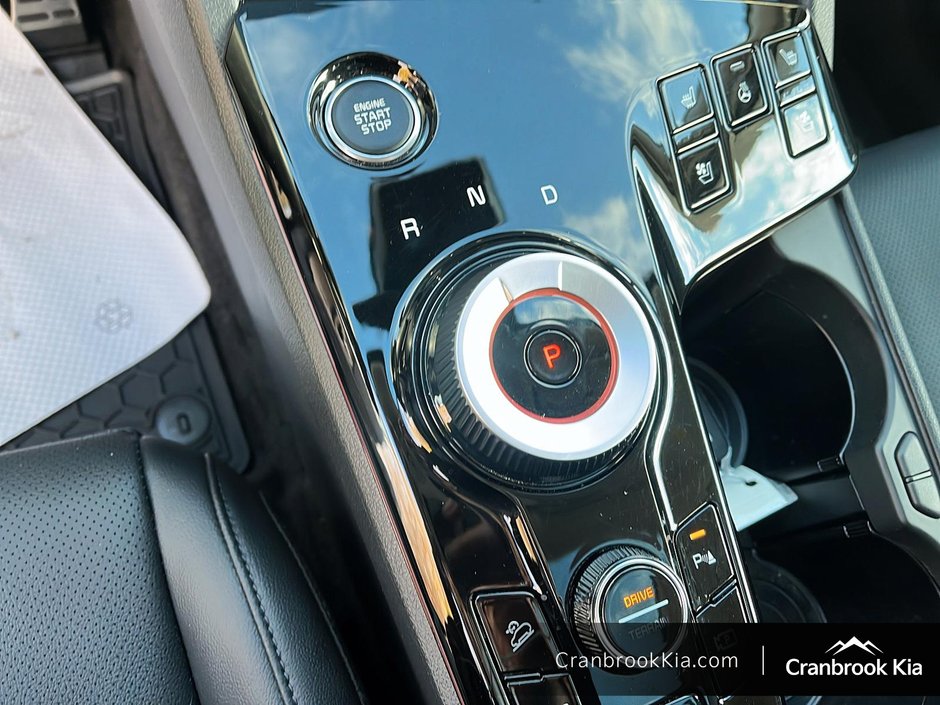 2025 Kia SPORTAGE PLUG-IN HYBRID EX PREMIUM-13