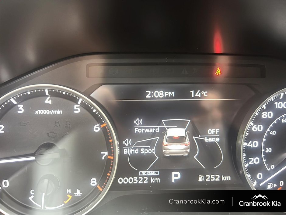 2025 Mitsubishi OUTLANDER ES-12