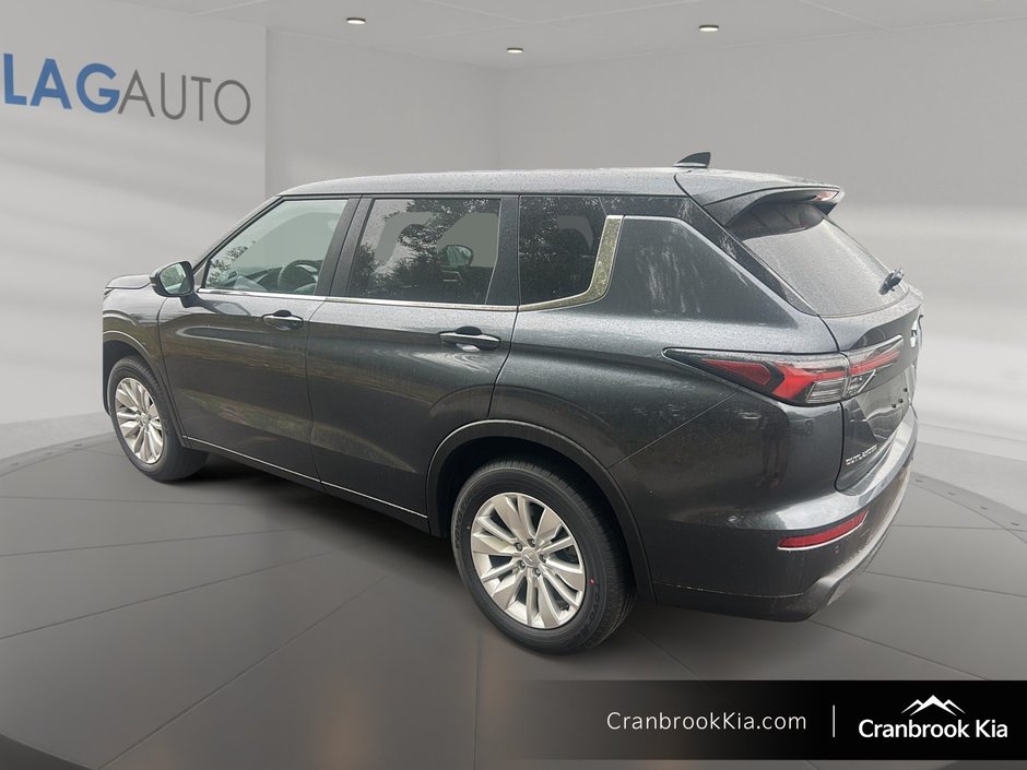 2025 Mitsubishi OUTLANDER ES-3