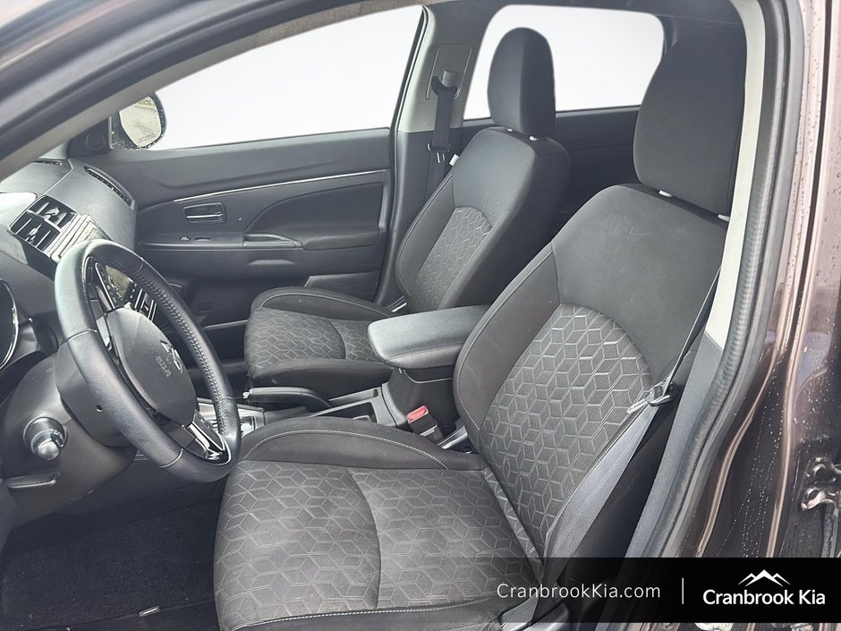 2020 Mitsubishi RVR SE-8
