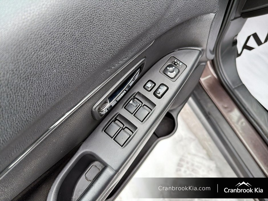 2020 Mitsubishi RVR SE-10