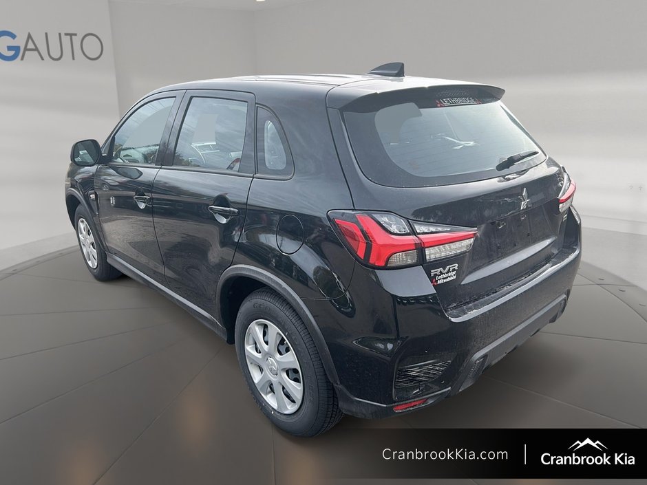 2025 Mitsubishi RVR ES-3