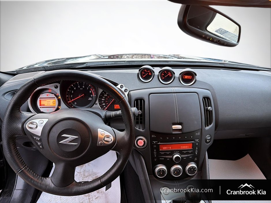 2009 Nissan 370Z BASE-9