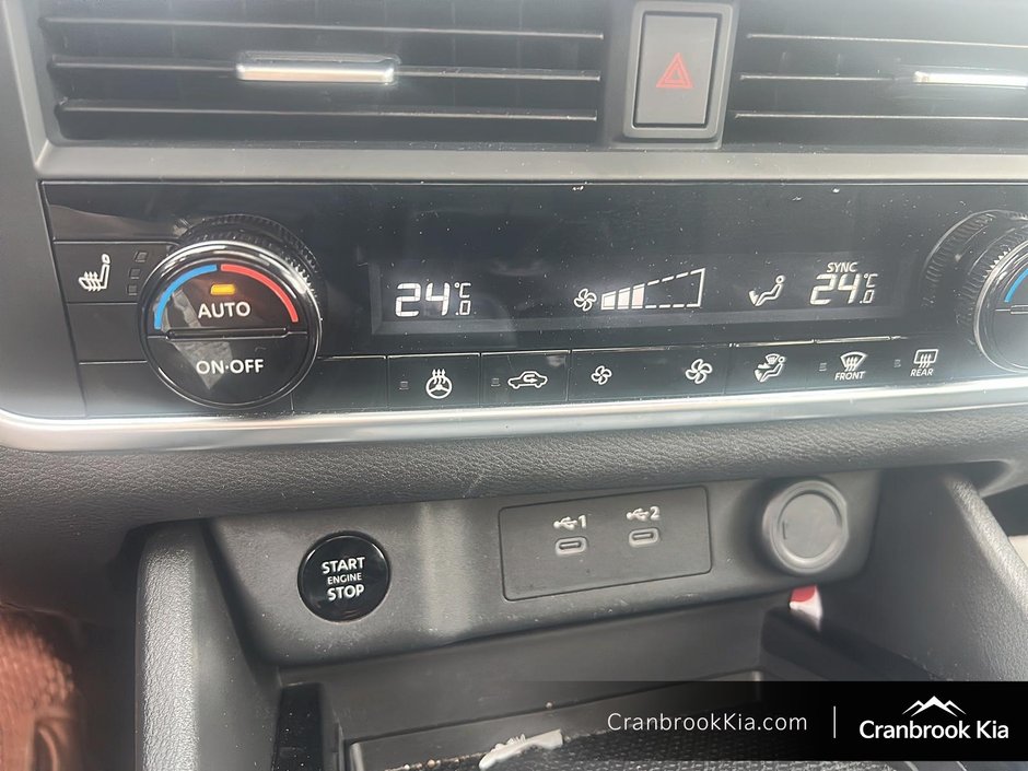 2024 Nissan ROGUE SV-18