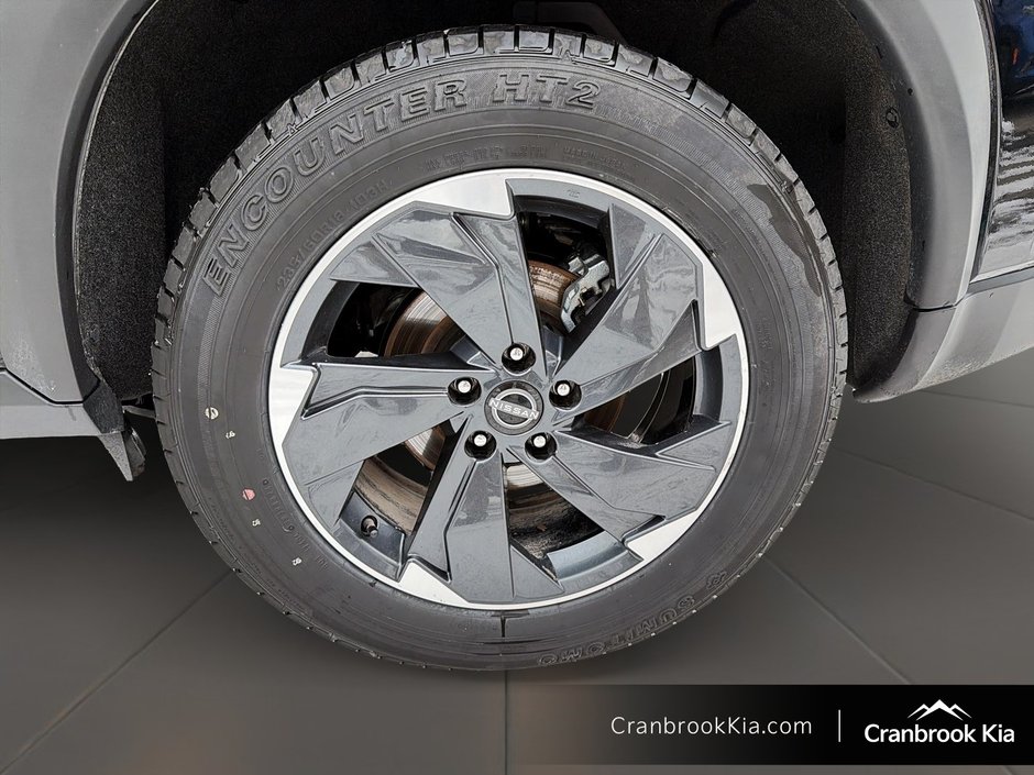 2025 Nissan ROGUE SV MOONROOF-6