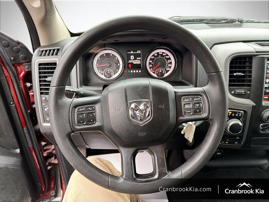 2019 Ram 1500 CLASSIC EXPRESS-11