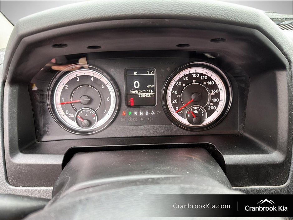 2019 Ram 1500 CLASSIC EXPRESS-13