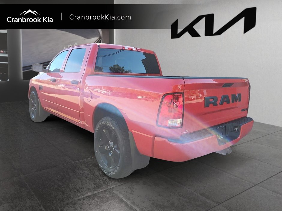 2023 Ram 1500 Classic EXPRESS-3