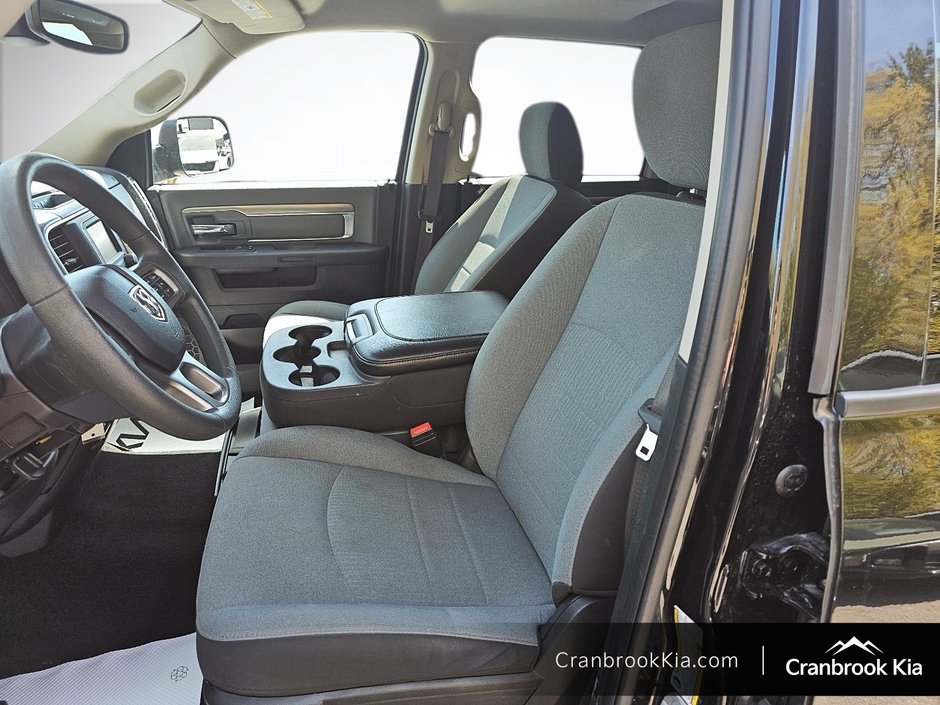 2023 Ram 1500 CLASSIC SLT-8