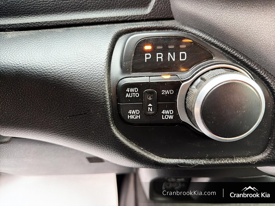 2020 Ram 1500 BIG HORN-15