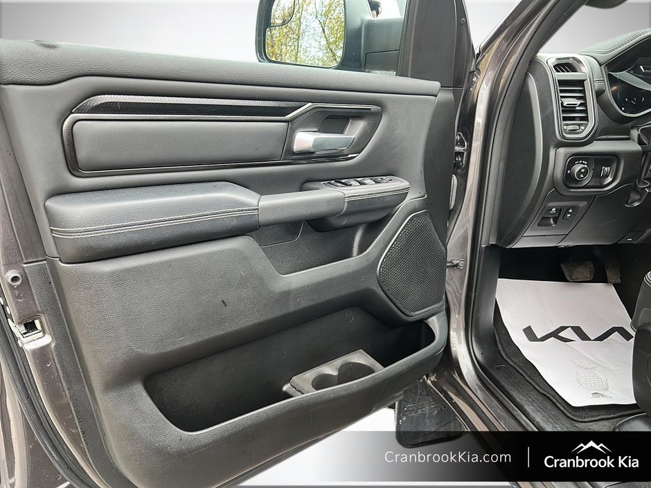 2024 Ram 1500 SPORT-10