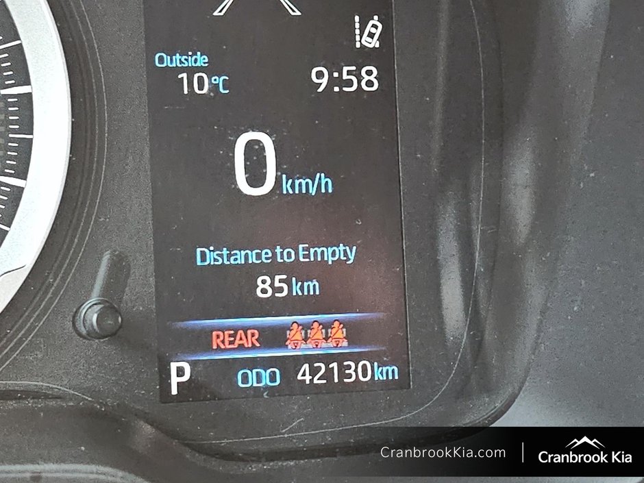 2022 Toyota COROLLA CROSS BASE-12