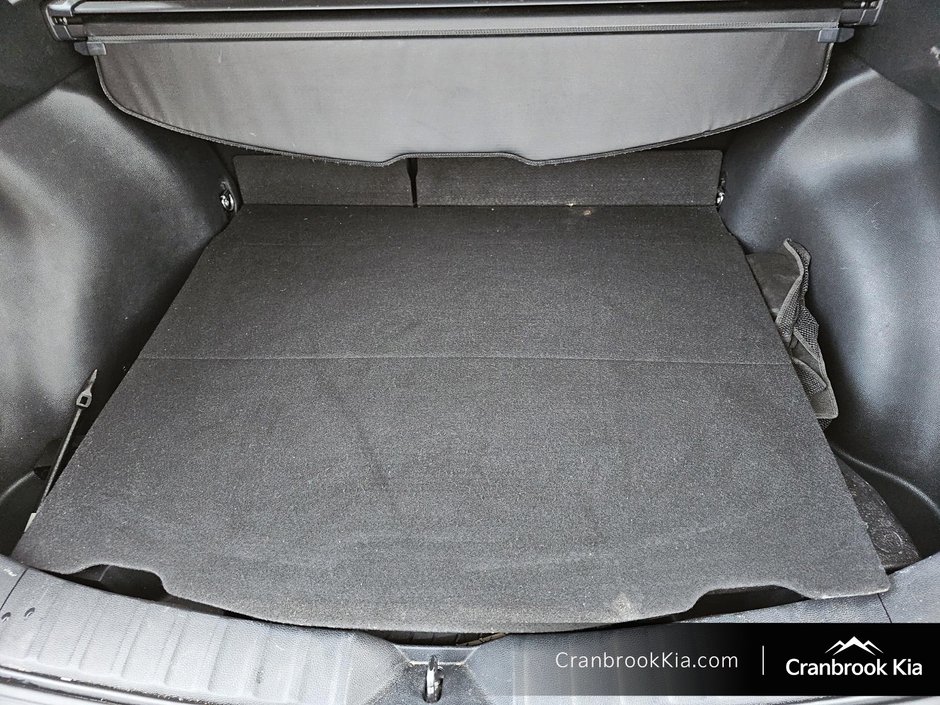 2022 Toyota COROLLA CROSS BASE-5