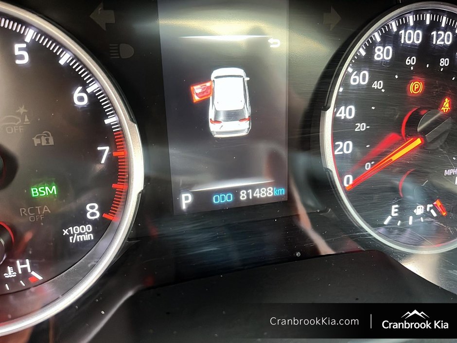 2022 Toyota RAV4 XLE-11