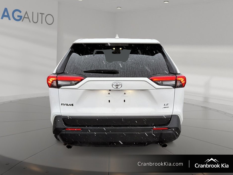 2024 Toyota RAV4 LE-2