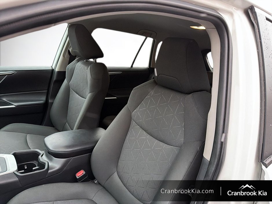 2024 Toyota RAV4 LE-7