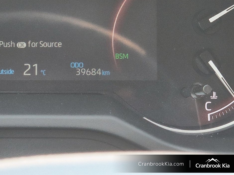 2025 Toyota RAV4 LE-12