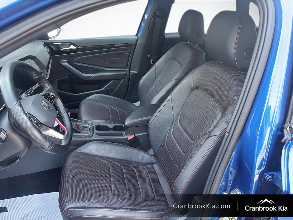 2024 Volkswagen Jetta GLI BASE-8