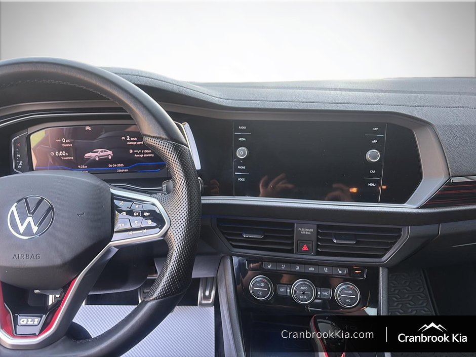 2024 Volkswagen Jetta GLI BASE-13