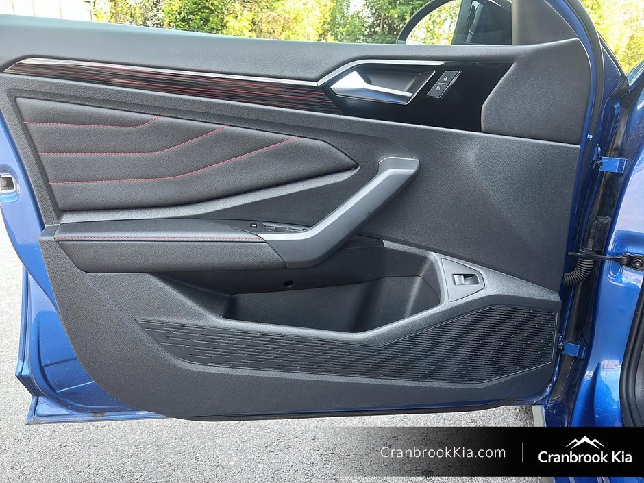 2024 Volkswagen Jetta GLI BASE-10